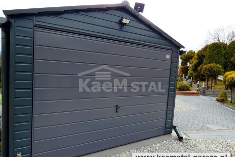 005.-Garaz-35x5-Kolor-Grafit-7016-Brama-Grafit-7024-Dach-Grafit-7016